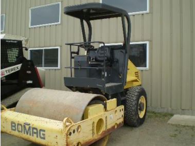 Go to rent.petesequipmentvt.com (compacting-rollers subpage)